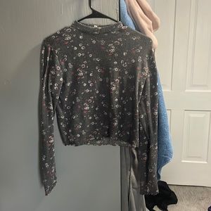 grey flowered knitted long sleeve size S